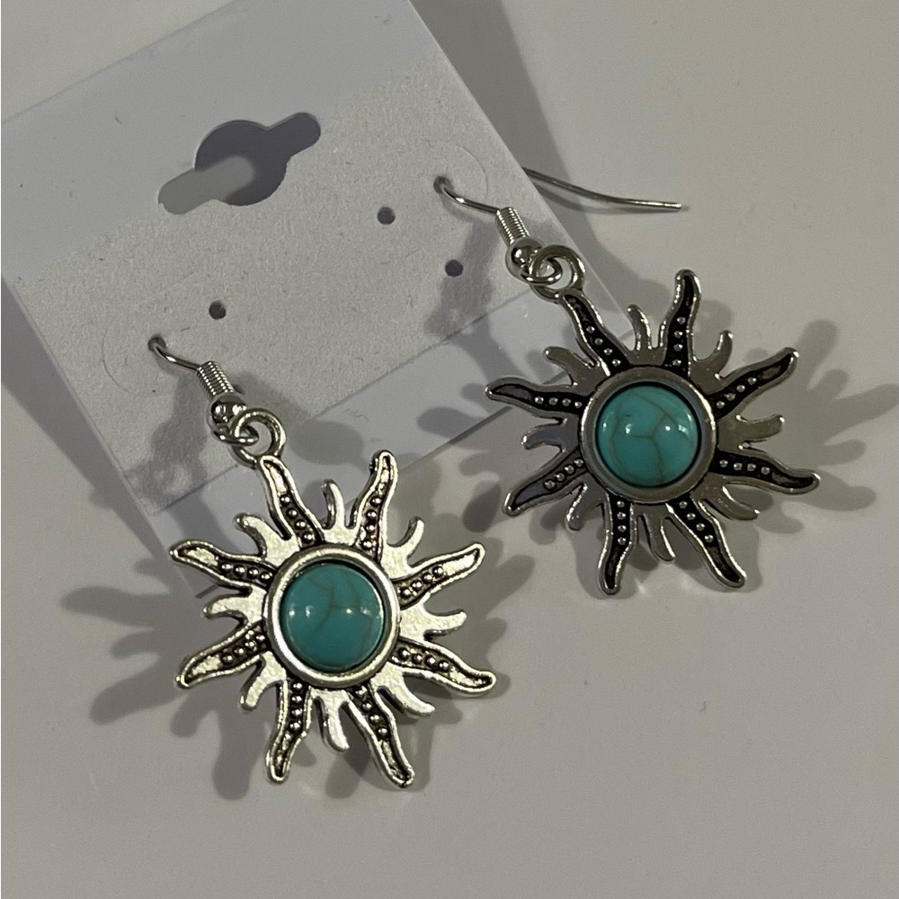 NWT Silver Sunburst Earrings with Turquoise Accents